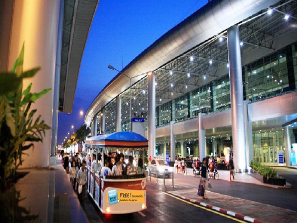 Impact Muang Thong Thani Service Condominium Пак Крет Екстериор снимка